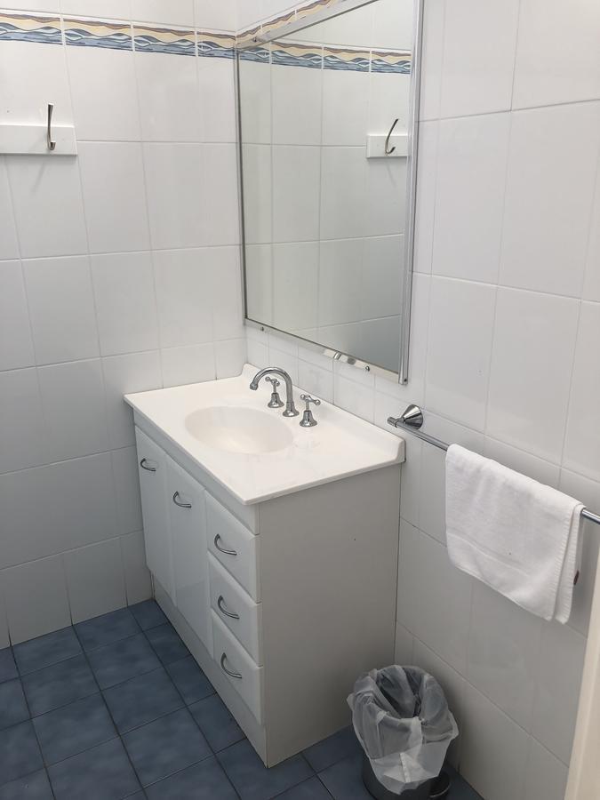 Bateau Bay Hotel Экстерьер фото