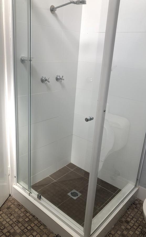 Bateau Bay Hotel Экстерьер фото